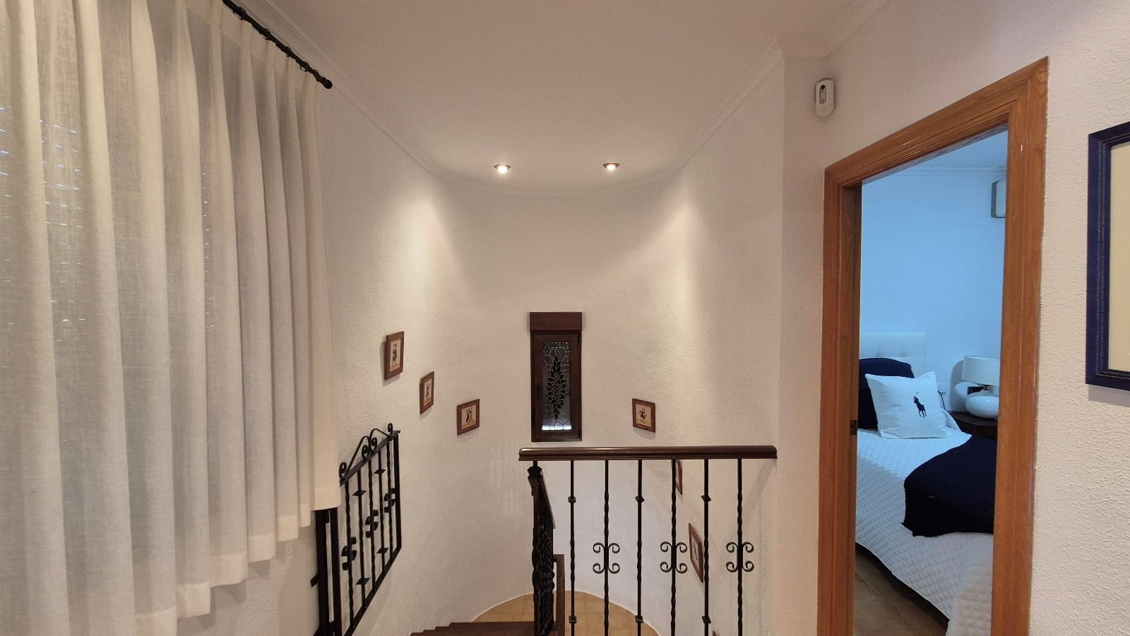 4 soveværelse Villa til salg i Ontinyent med swimmingpool garage - € 575.000 (Ref: 9144208)