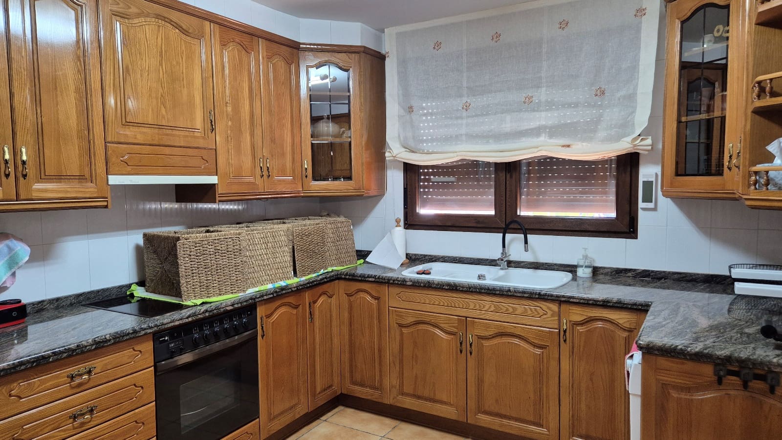 4 soveværelse Villa til salg i Ontinyent med swimmingpool garage - € 575.000 (Ref: 9144208)