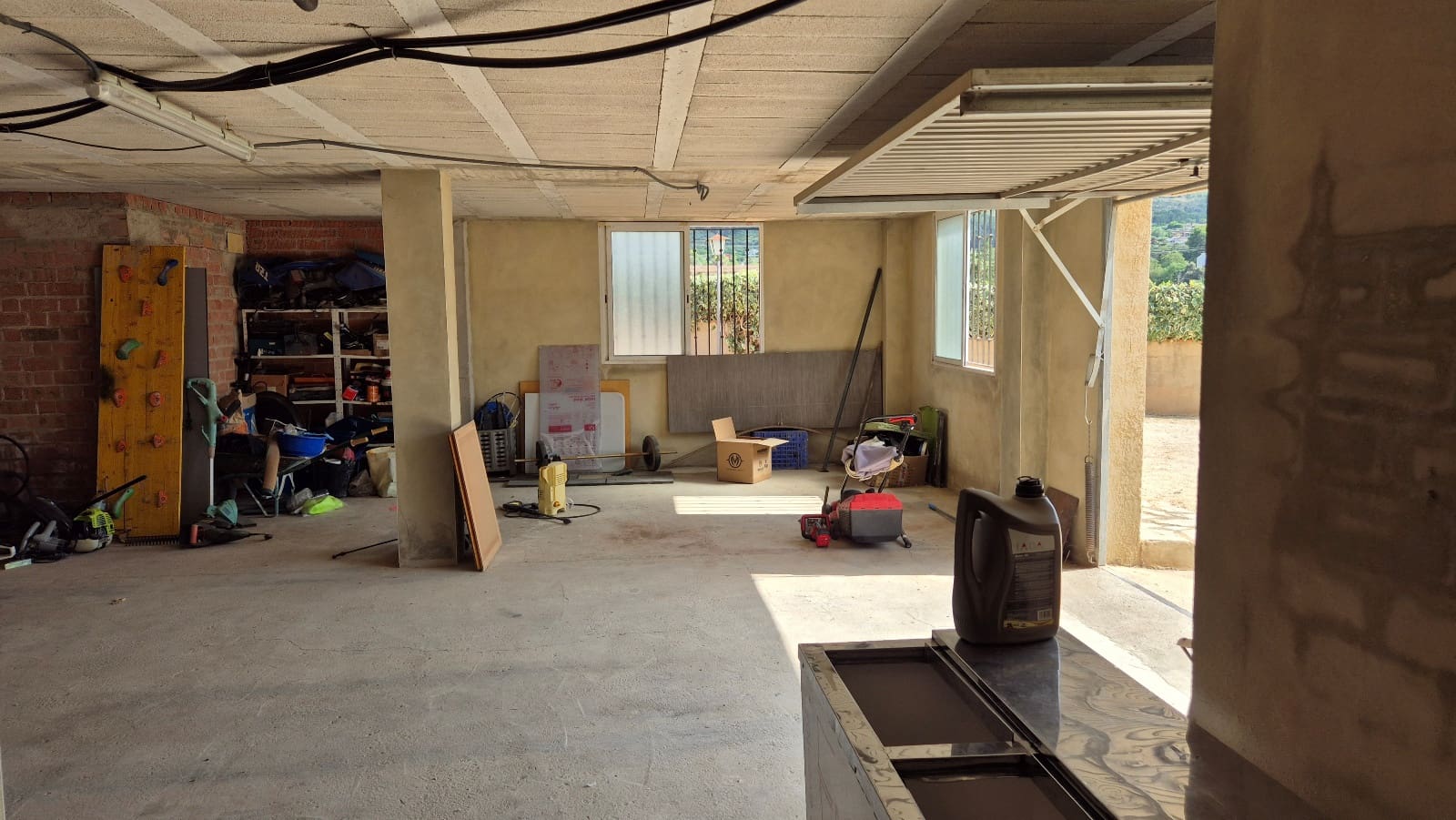 3 bedroom Villa for sale in Ontinyent with pool garage - € 280,000 (Ref: 9159895)