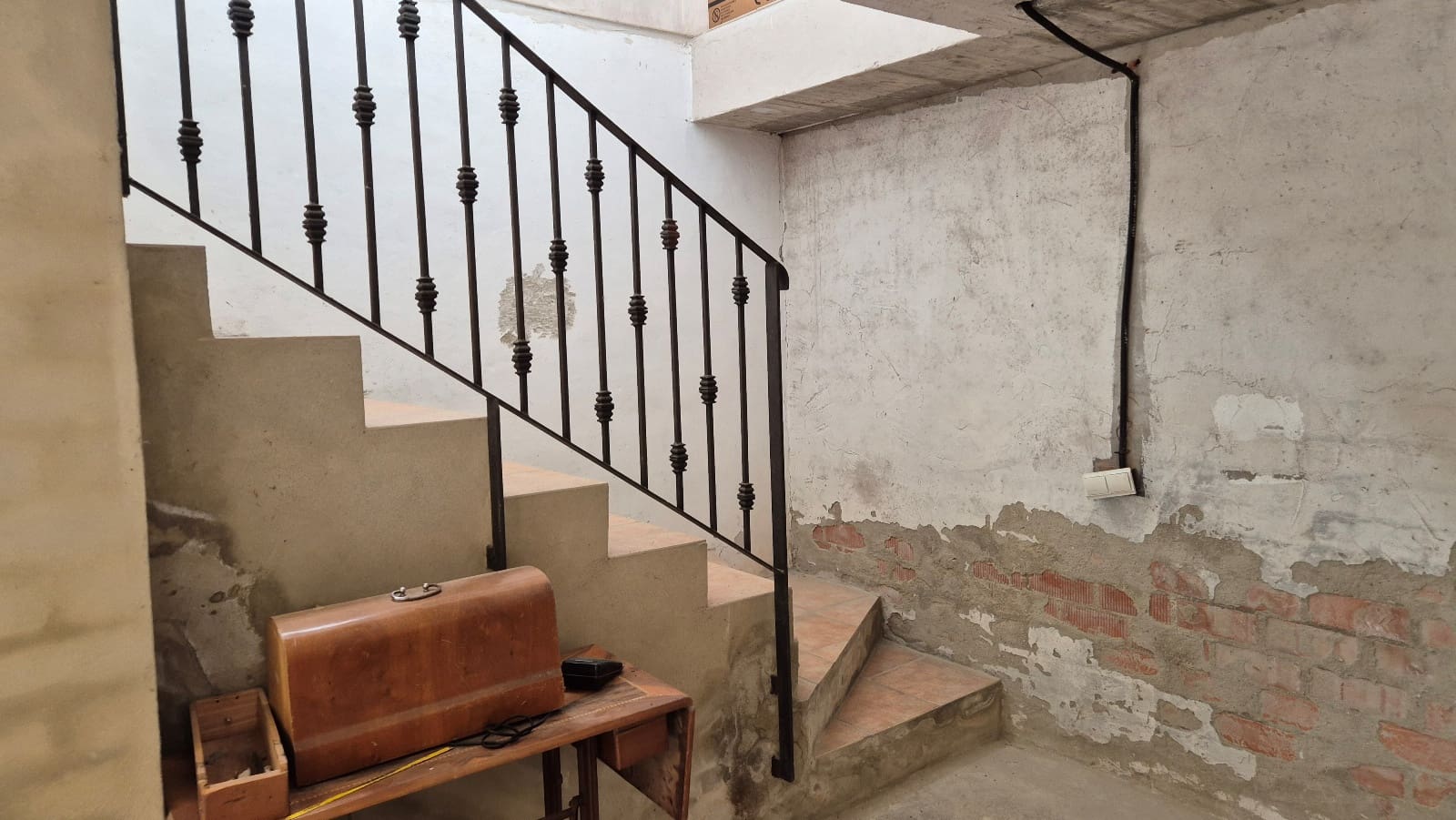 3 bedroom Villa for sale in Ontinyent with pool garage - € 280,000 (Ref: 9159895)