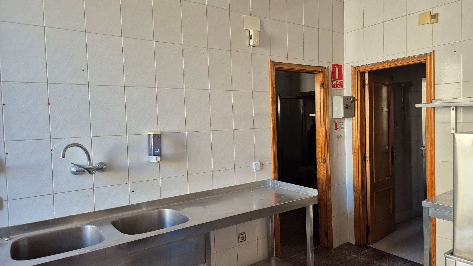 5 soveværelse Erhverv til salg i Bocairent - € 155.000 (Ref: 9183202)