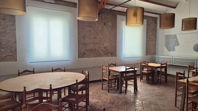 Local Comercial de 5 habitaciones en Bocairent en venta - 155.000 € (Ref: 9183202)