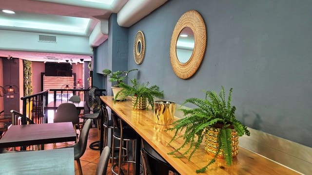 Commercial for sale in Ontinyent - € 55,000 (Ref: 9241141)