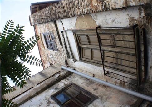 9 slaapkamer Huis te koop in Ontinyent - € 15.000 (Ref: 9441996)