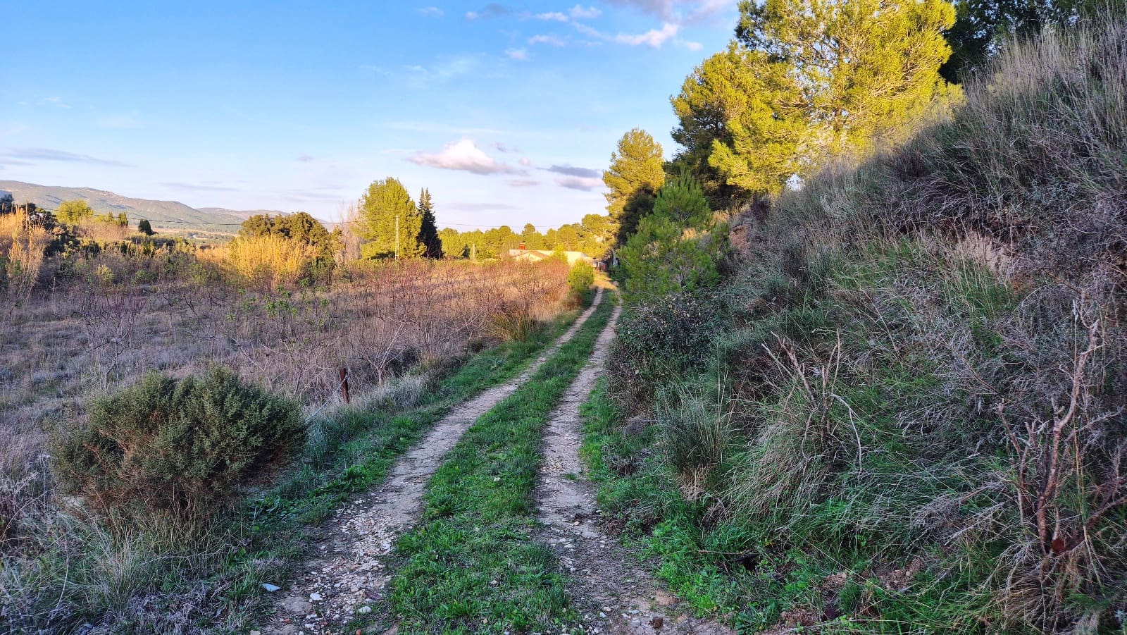 3 quarto Moradia para venda em Ontinyent com piscina garagem - 165 000 € (Ref: 9460824)