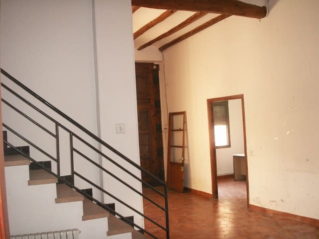 5 soveværelse Byhus til salg i Ontinyent - € 125.000 (Ref: 9502915)