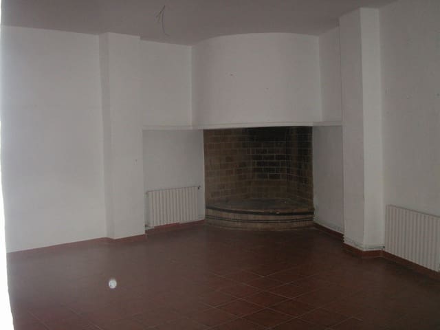 5 soveværelse Byhus til salg i Ontinyent - € 125.000 (Ref: 9502915)