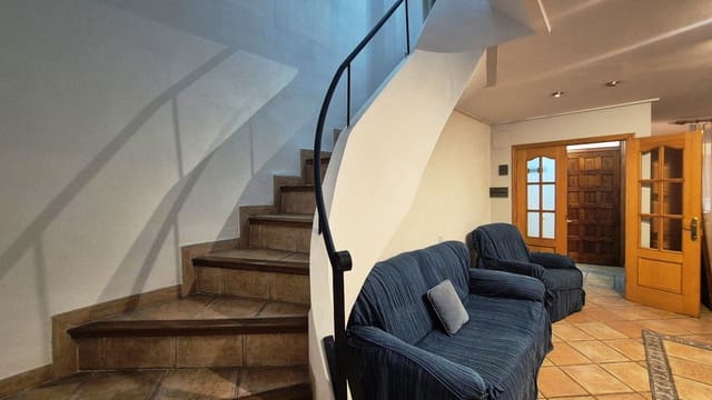 3 soveværelse Byhus til salg i Ontinyent - € 185.000 (Ref: 9525055)