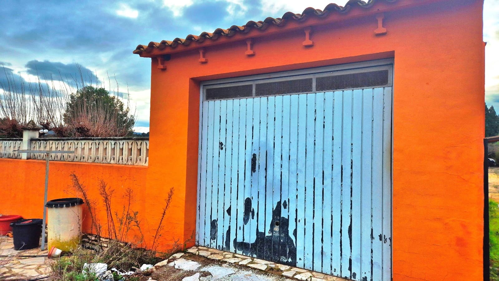 4 makuuhuone Huvila myytävänä paikassa Ontinyent mukana uima-altaan 
autotalli - 430 000 € (Ref: 9576912)