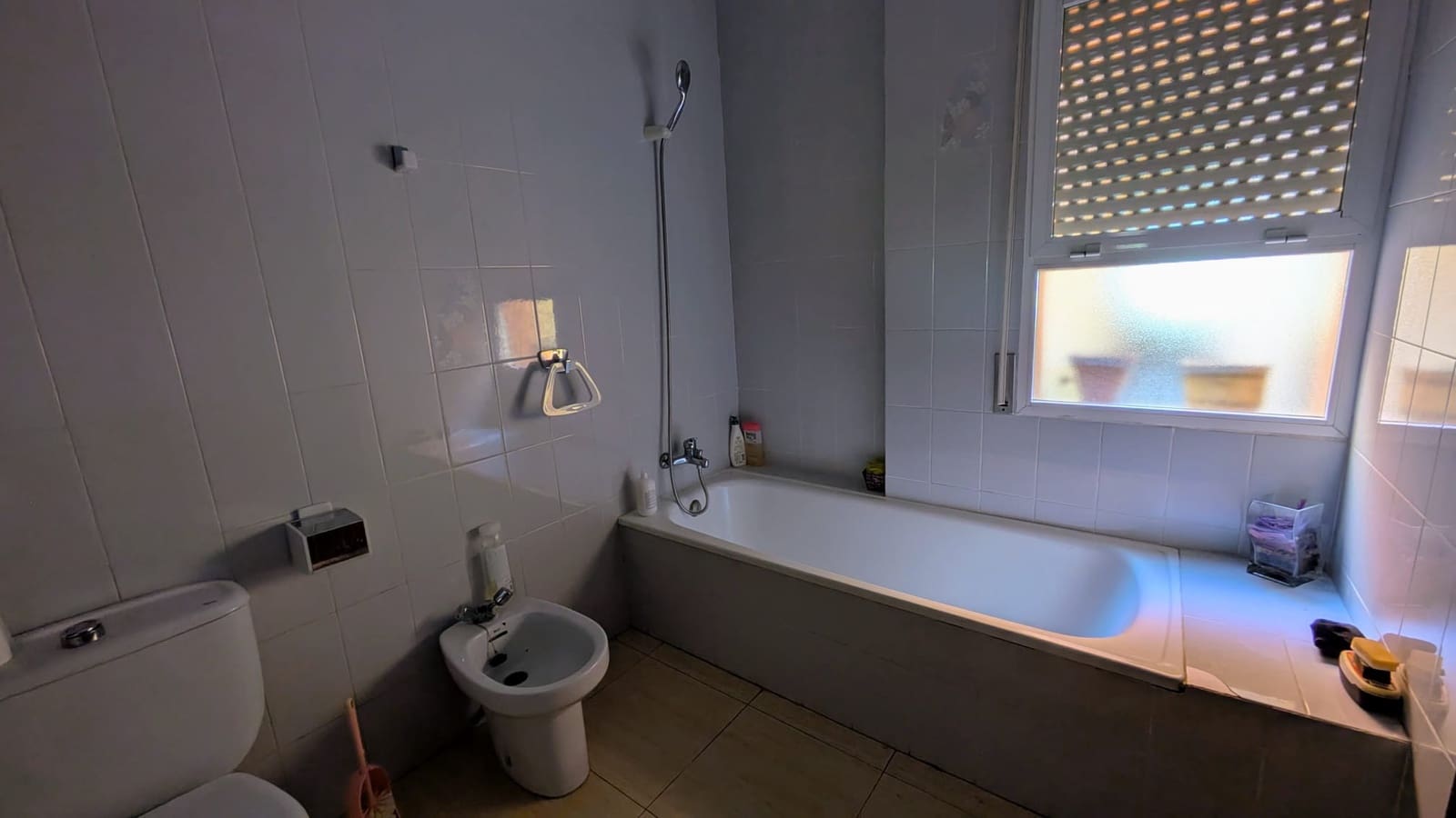 4 makuuhuone Huvila myytävänä paikassa Ontinyent mukana uima-altaan 
autotalli - 430 000 € (Ref: 9576912)