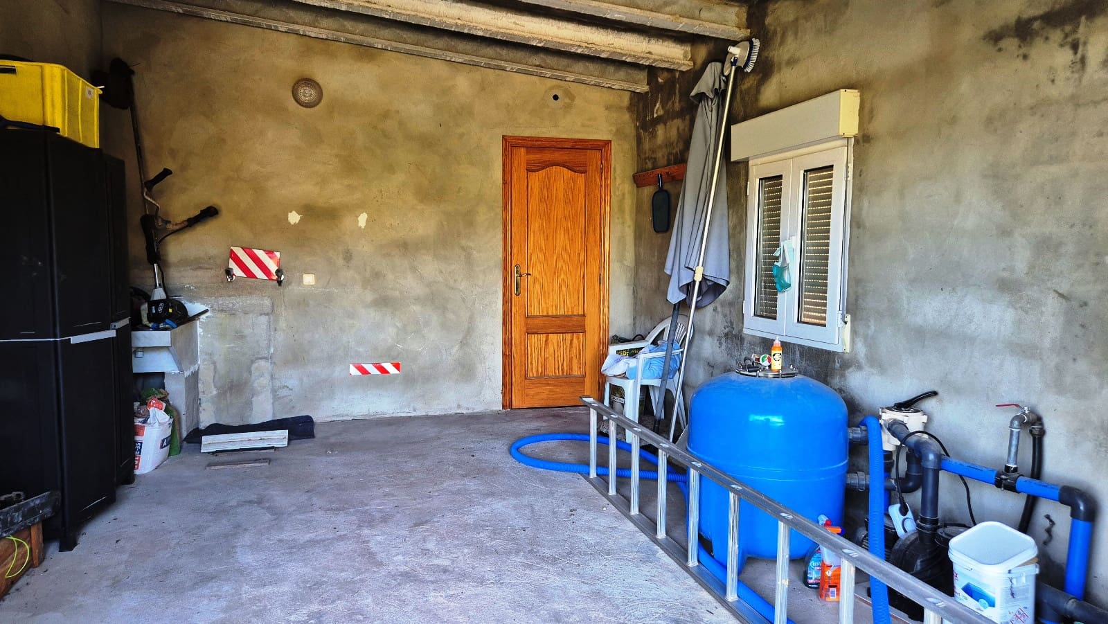 3 makuuhuone Huvila myytävänä paikassa Ontinyent mukana uima-altaan 
autotalli - 210 000 € (Ref: 9578038)