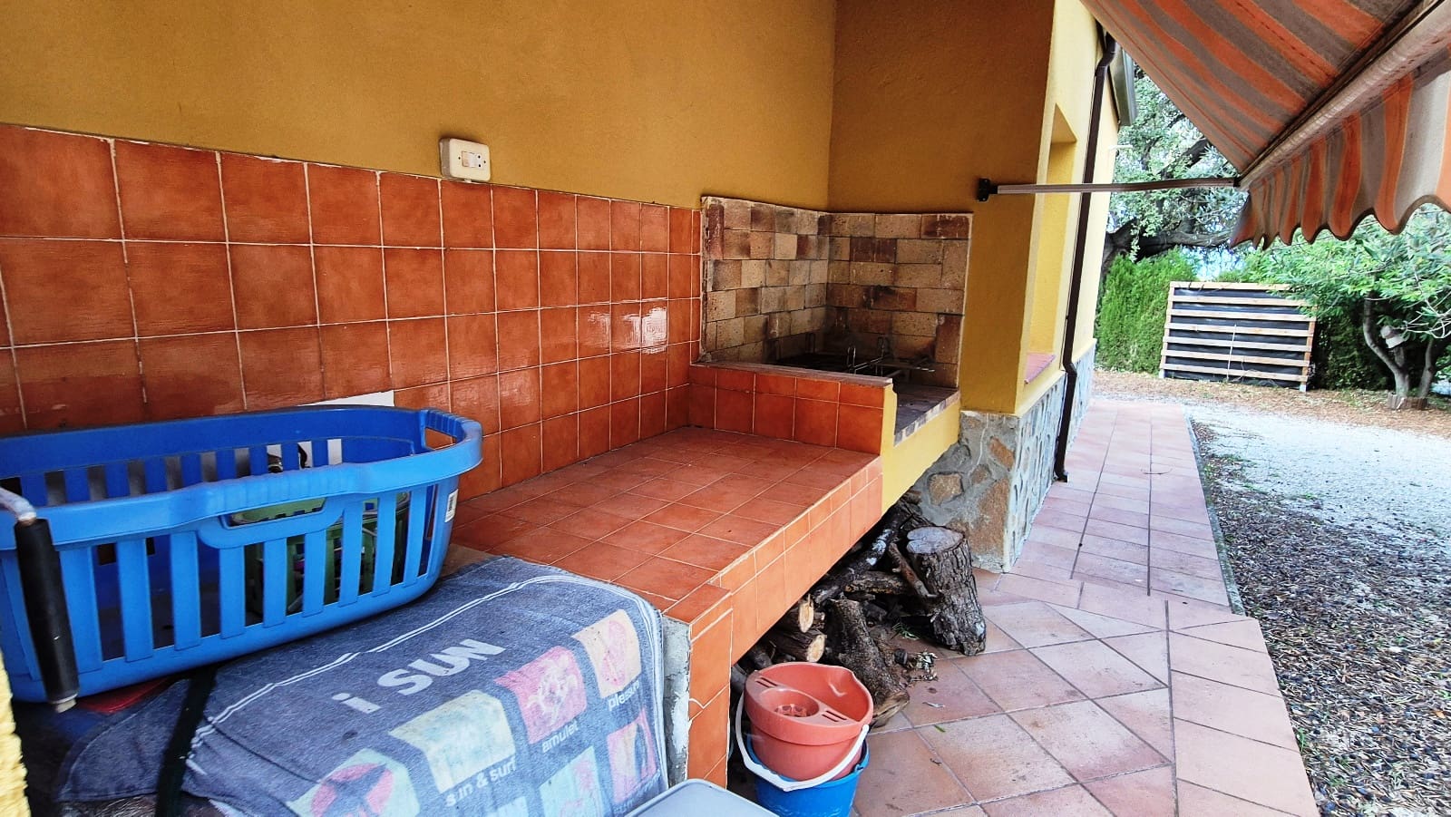 3 makuuhuone Huvila myytävänä paikassa Ontinyent mukana uima-altaan 
autotalli - 210 000 € (Ref: 9578038)