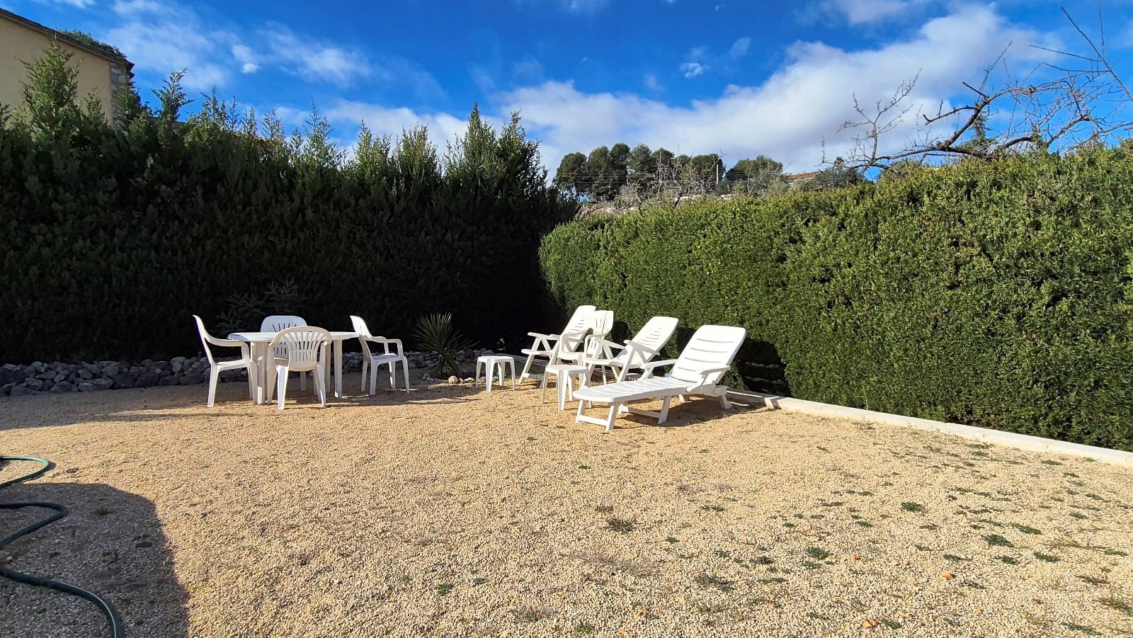 3 makuuhuone Huvila myytävänä paikassa Ontinyent mukana uima-altaan 
autotalli - 210 000 € (Ref: 9578038)