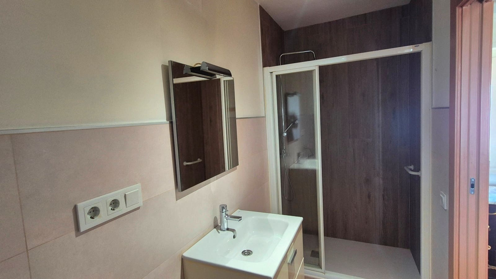 3 slaapkamer Villa te koop in Ontinyent met zwembad garage - € 270.000 (Ref: 9603670)