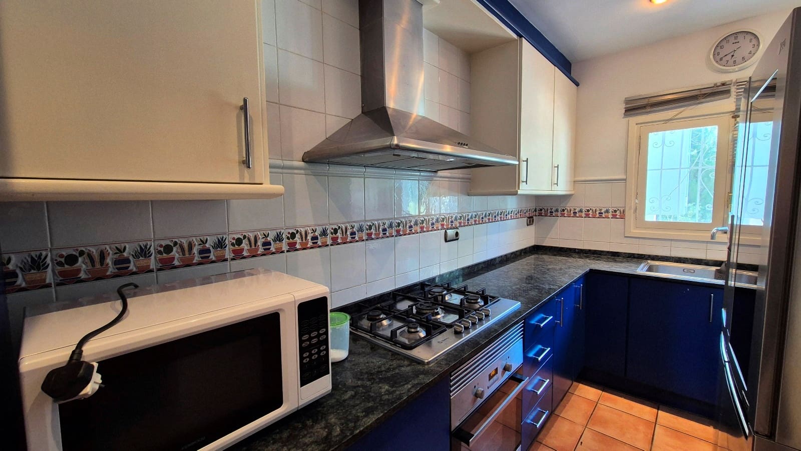 3 slaapkamer Villa te koop in Ontinyent met zwembad garage - € 270.000 (Ref: 9603670)