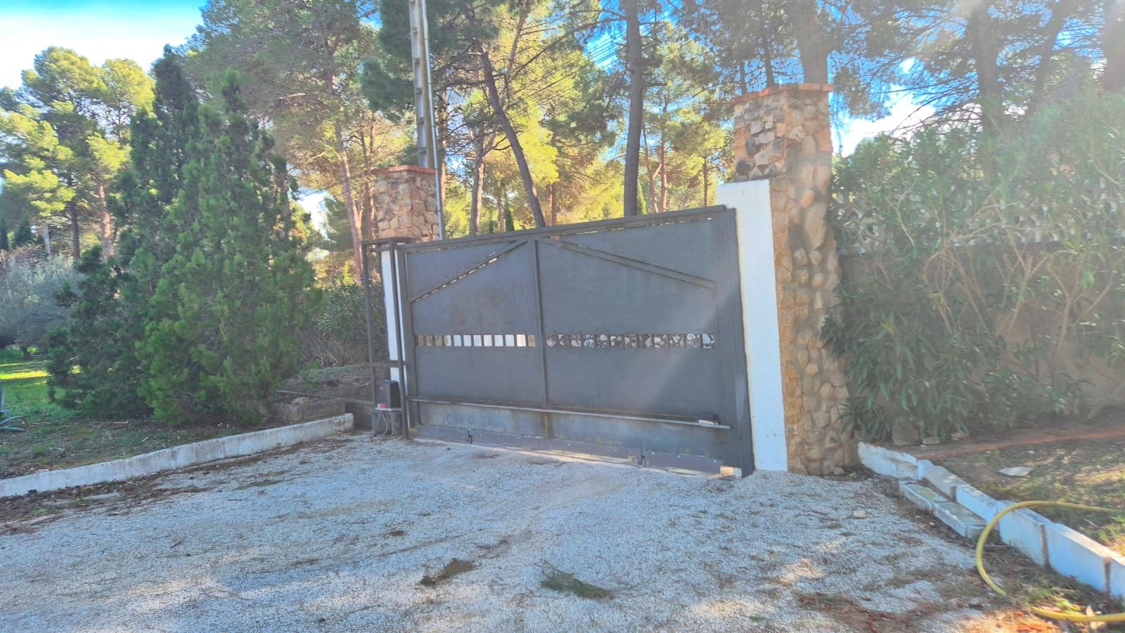 3 slaapkamer Villa te koop in Ontinyent met zwembad garage - € 270.000 (Ref: 9603670)