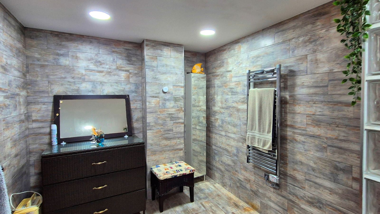 4 makuuhuone Huvila myytävänä paikassa Ontinyent mukana uima-altaan 
autotalli - 260 000 € (Ref: 9606322)