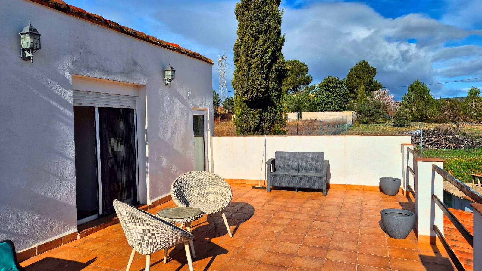 4 makuuhuone Huvila myytävänä paikassa Ontinyent mukana uima-altaan 
autotalli - 260 000 € (Ref: 9606322)