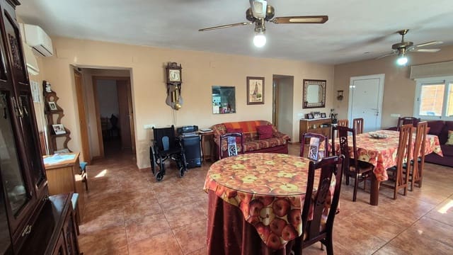 5 sovrum Villa till salu i Ontinyent med garage - 280 000 € (Ref: 9611866)