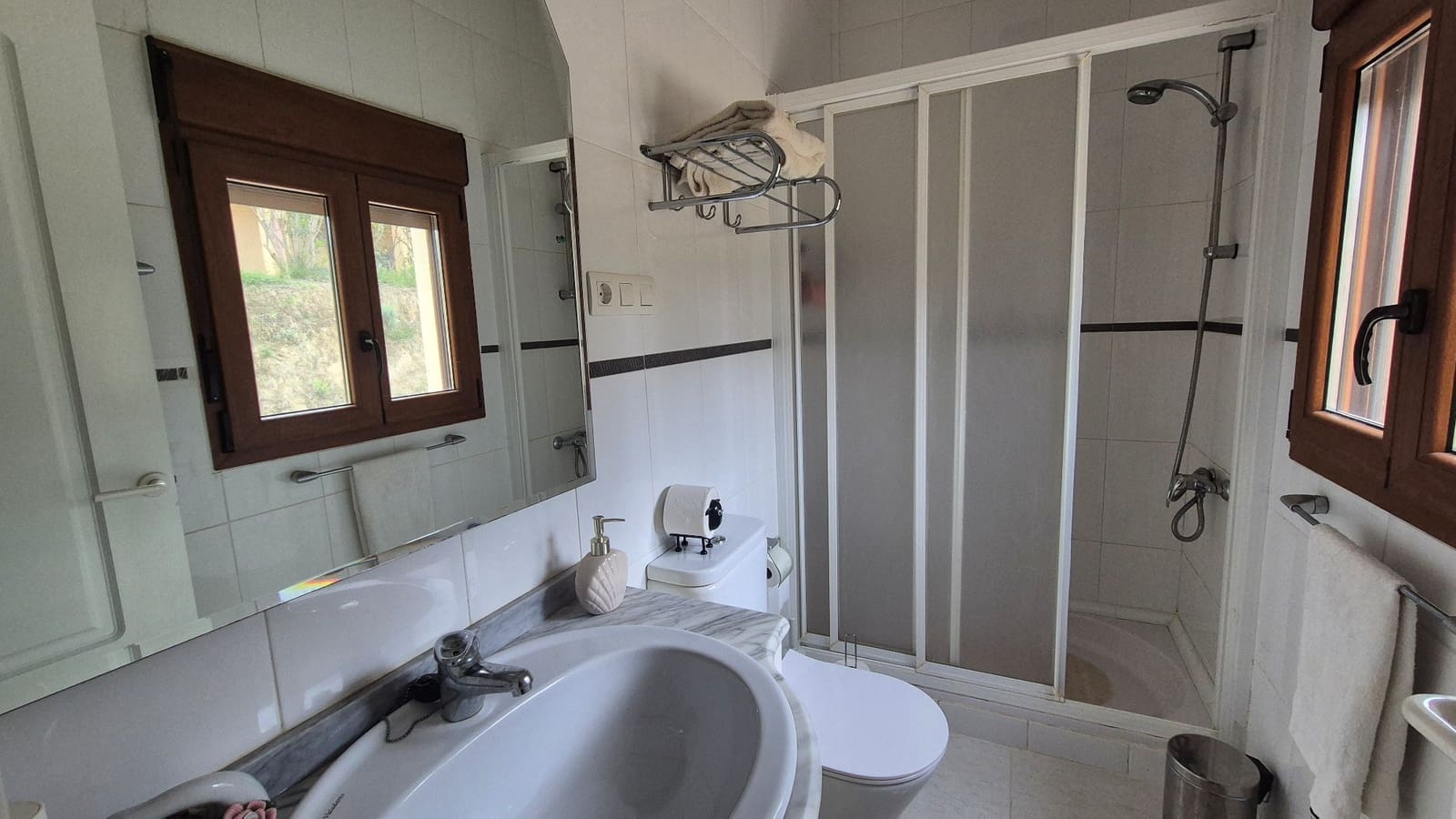 3 bedroom Villa for sale in Ontinyent with pool garage - € 260,000 (Ref: 9715333)