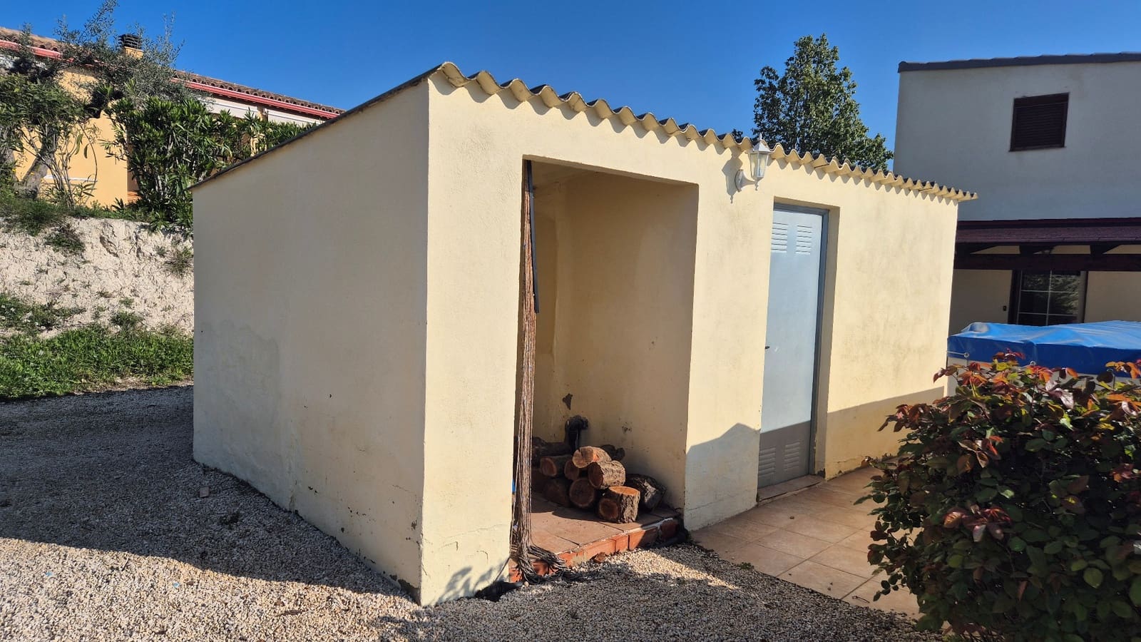 3 bedroom Villa for sale in Ontinyent with pool garage - € 260,000 (Ref: 9715333)