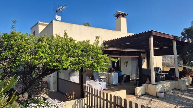 3 bedroom Villa for sale in Ontinyent with pool garage - € 260,000 (Ref: 9715333)