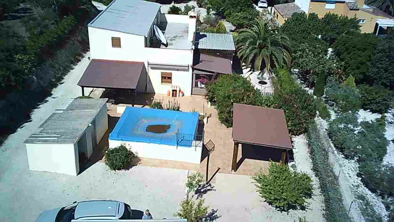 3 soveværelse Villa til salg i Ontinyent med swimmingpool garage - € 250.000 (Ref: 9715333)