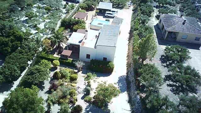 3 soveværelse Villa til salg i Ontinyent med swimmingpool garage - € 250.000 (Ref: 9715333)