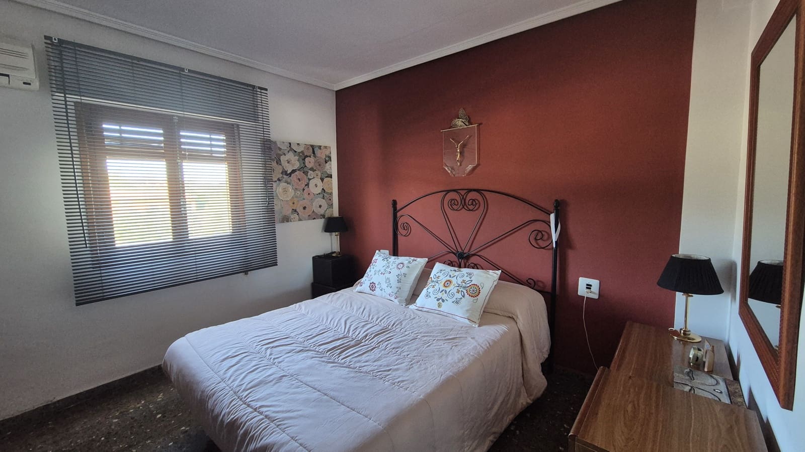 5 sypialnia Willa na sprzedaż w Ontinyent z basenem garażem - 315 000 € (Ref: 9737260)