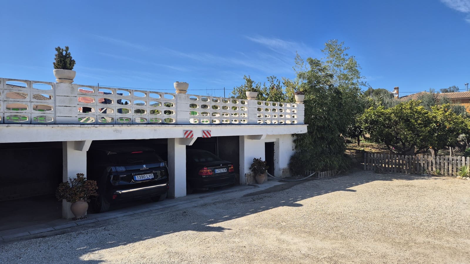 5 sypialnia Willa na sprzedaż w Ontinyent z basenem garażem - 315 000 € (Ref: 9737260)