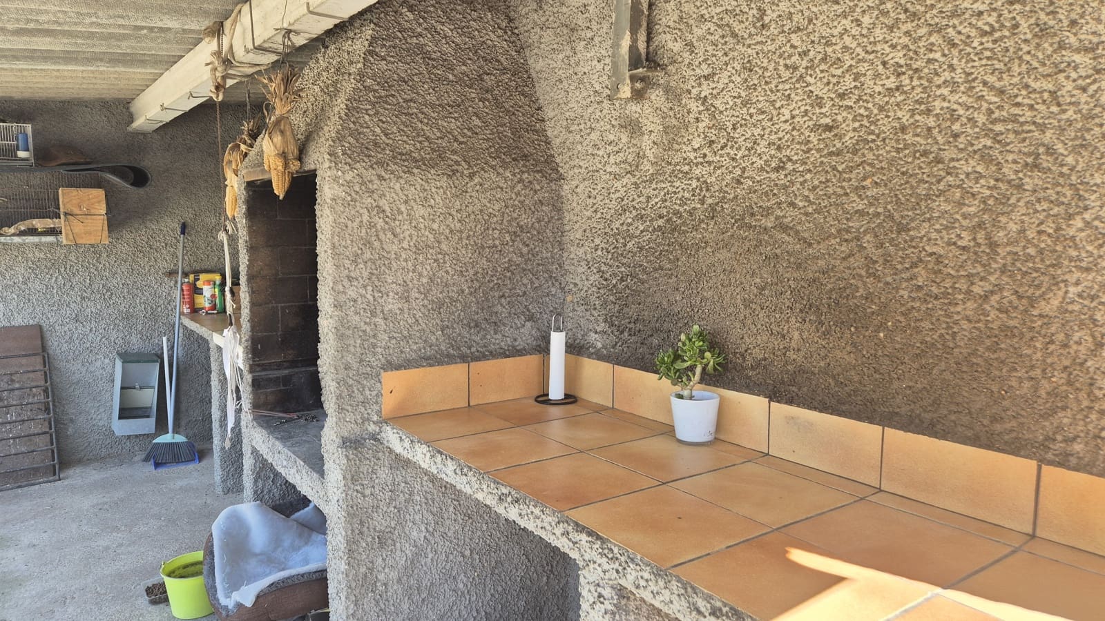 5 sypialnia Willa na sprzedaż w Ontinyent z basenem garażem - 315 000 € (Ref: 9737260)