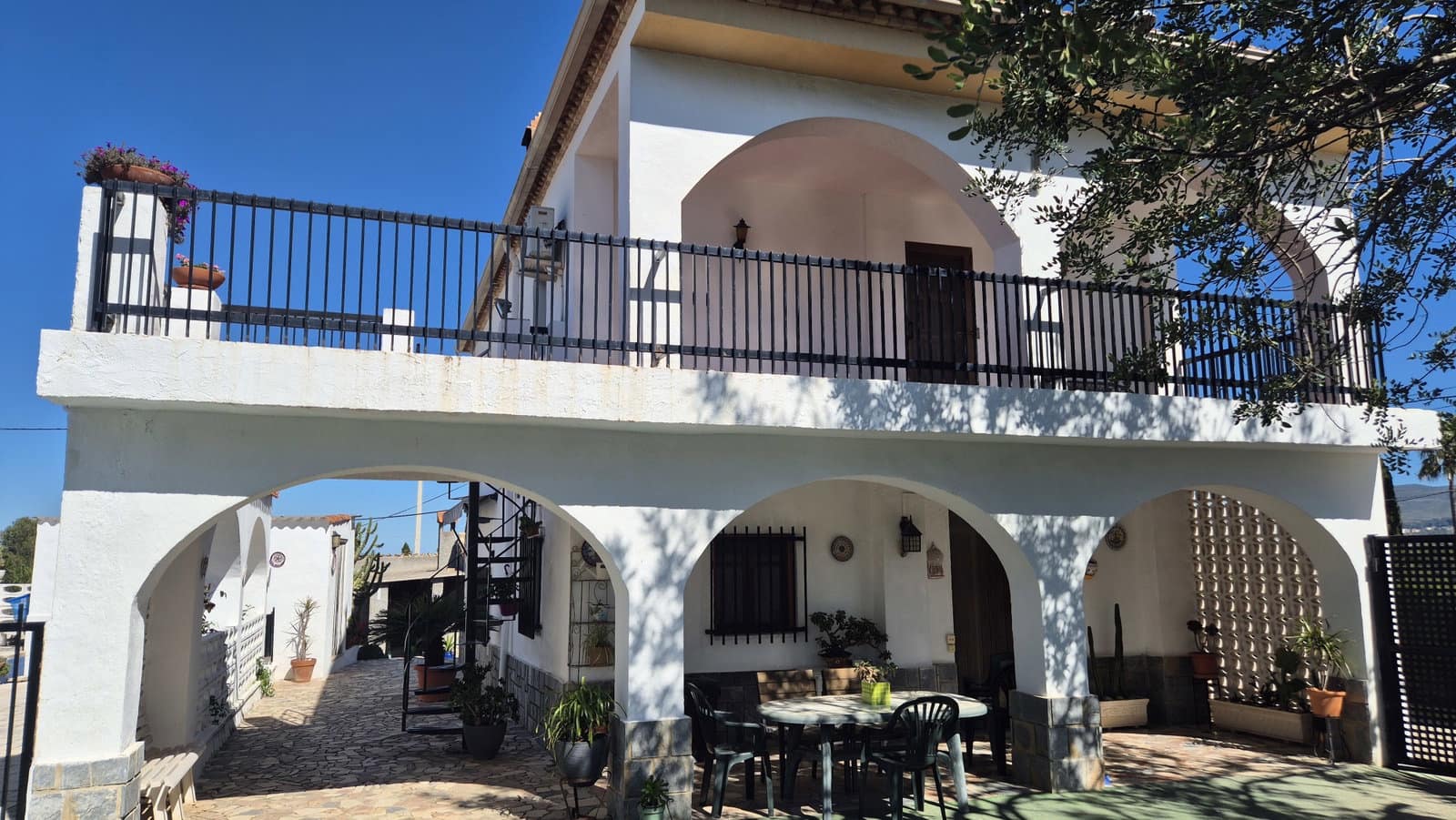 5 chambre Villa/Maison à vendre à Ontinyent avec piscine garage - 315 000 € (Ref: 9737260)