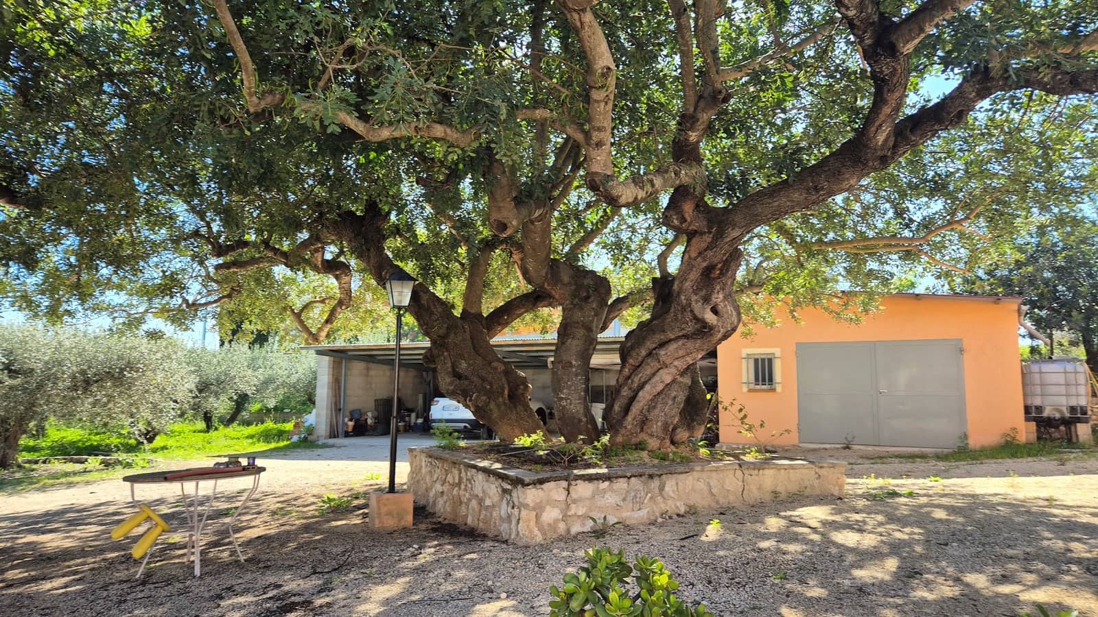 5 Zimmer Villa zu verkaufen in Ontinyent mit Pool Garage - 295.000 € (Ref: 9737261)