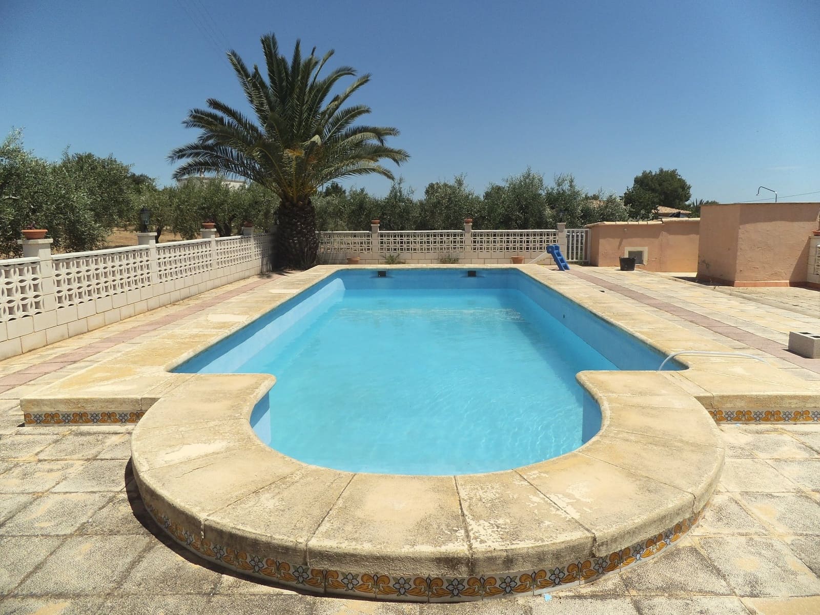 5 Zimmer Villa zu verkaufen in Ontinyent mit Pool Garage - 295.000 € (Ref: 9737261)