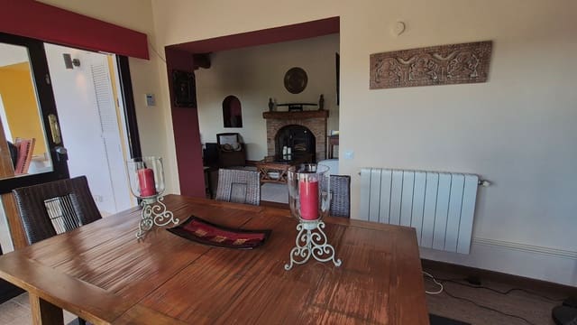 3 chambre Villa/Maison à vendre à Ontinyent avec piscine garage - 300 000 € (Ref: 9802778)