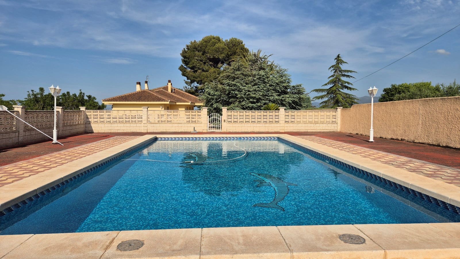 5 bedroom Villa for sale in Ontinyent with pool garage - € 470,000 (Ref: 9821356)