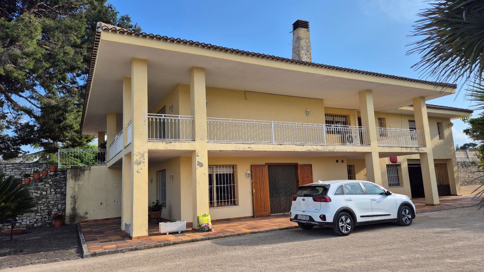 5 bedroom Villa for sale in Ontinyent with pool garage - € 470,000 (Ref: 9821356)