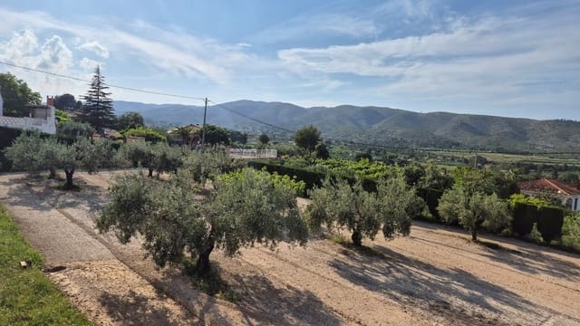 5 Zimmer Villa zu verkaufen in Ontinyent mit Pool Garage - 470.000 € (Ref: 9821356)