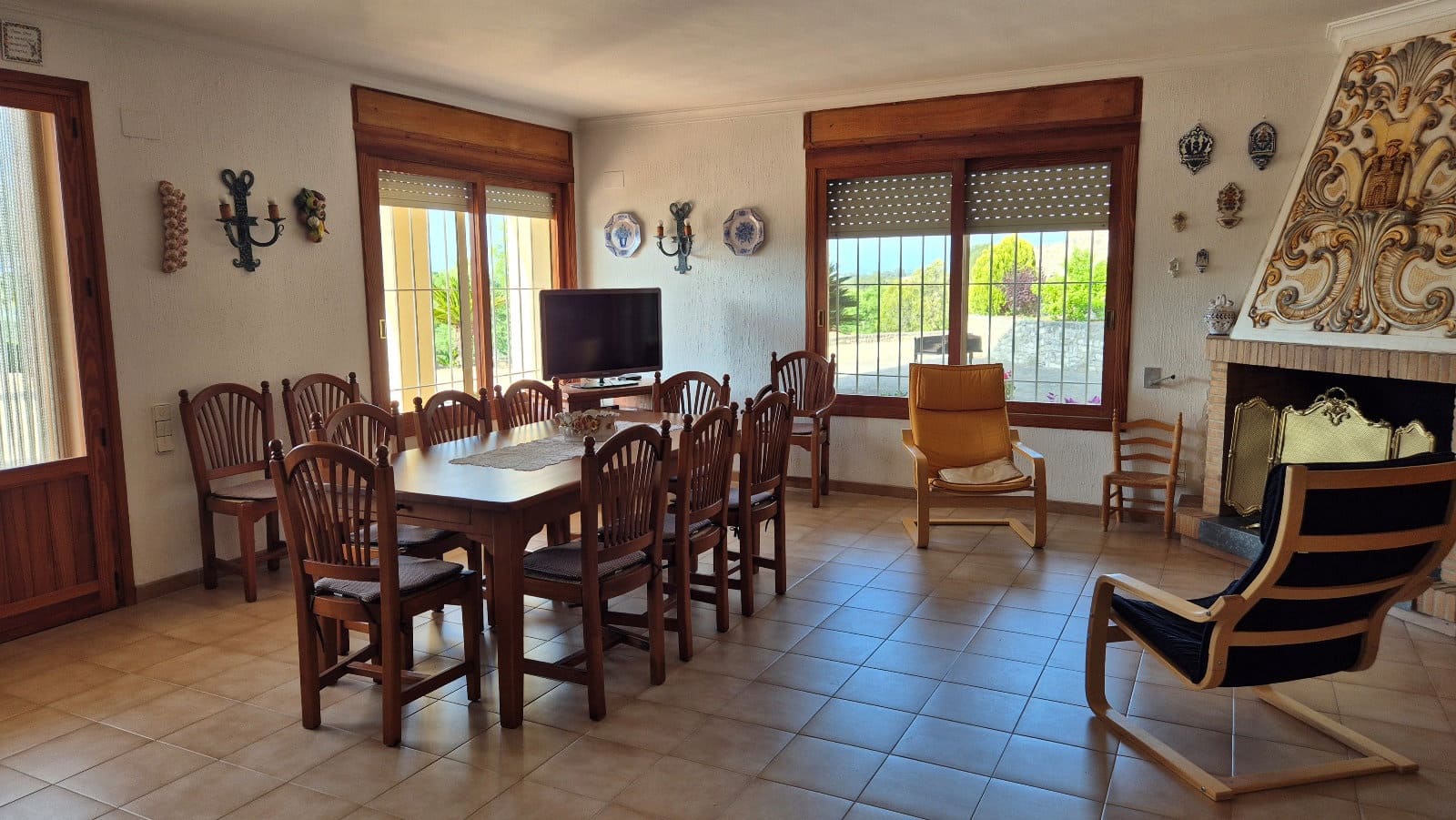 5 bedroom Villa for sale in Ontinyent with pool garage - € 470,000 (Ref: 9821356)