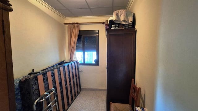 3 soveværelse Villa til salg i Ontinyent med garage - € 150.000 (Ref: 9831947)