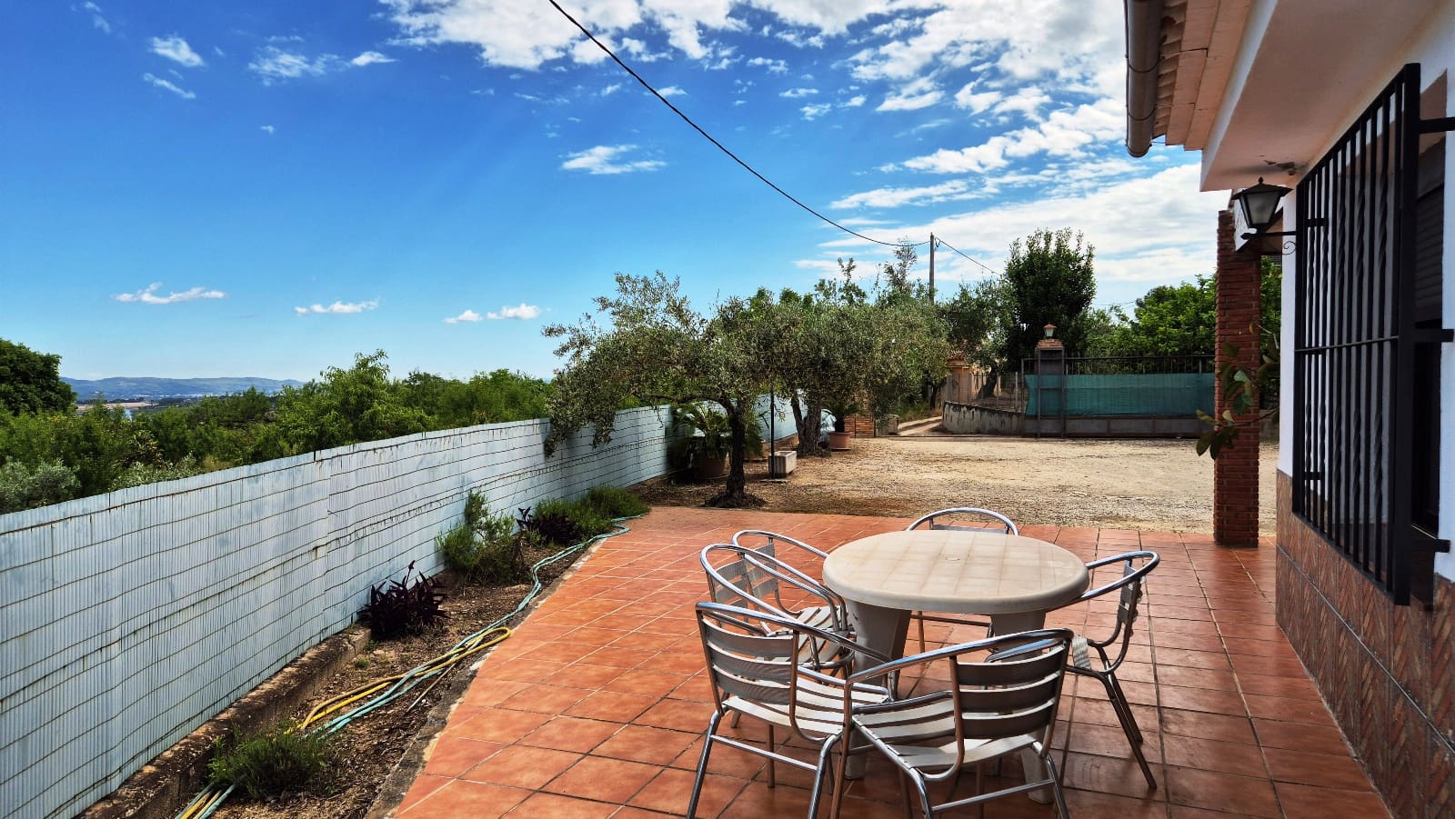 3 Zimmer Villa zu verkaufen in Ontinyent mit Garage - 150.000 € (Ref: 9831947)