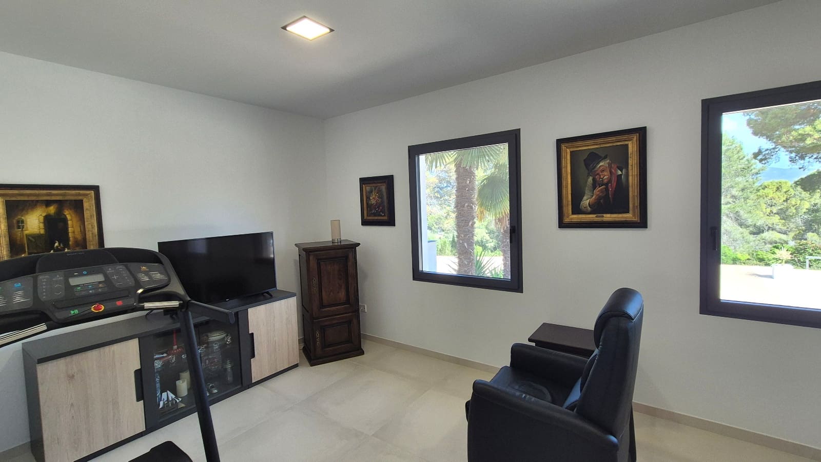 3 bedroom Villa for sale in Ontinyent with garage - € 599,000 (Ref: 9861397)