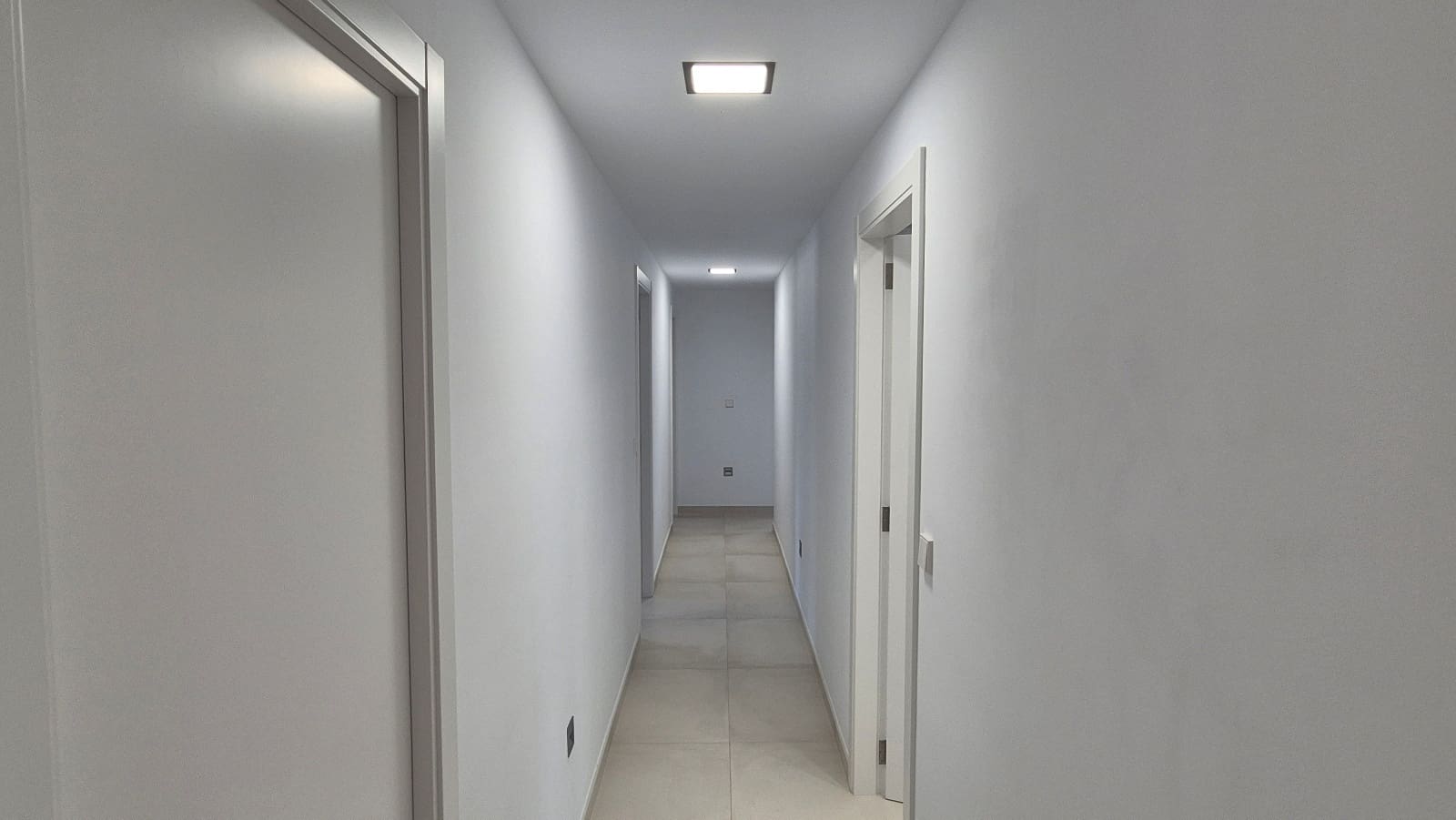 3 bedroom Villa for sale in Ontinyent with garage - € 599,000 (Ref: 9861397)