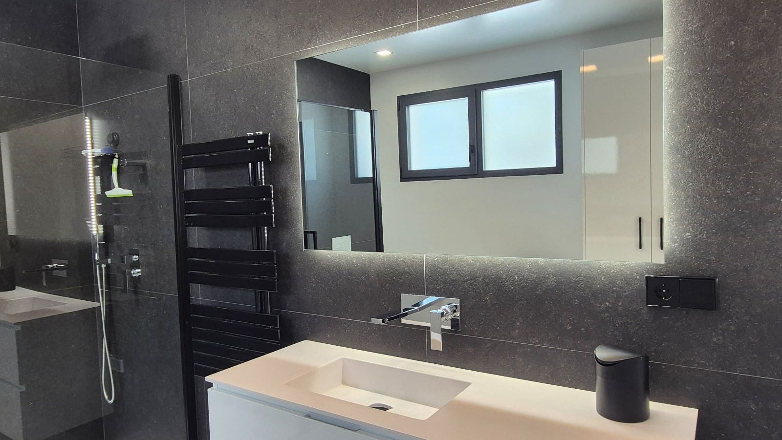 3 bedroom Villa for sale in Ontinyent with garage - € 599,000 (Ref: 9861397)