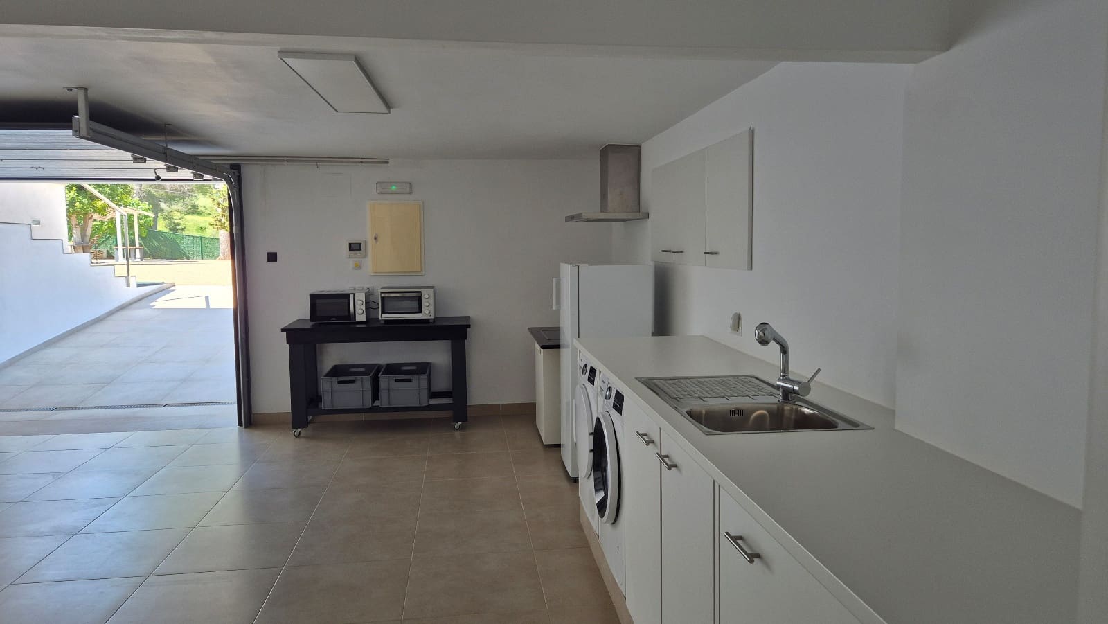 3 bedroom Villa for sale in Ontinyent with garage - € 599,000 (Ref: 9861397)