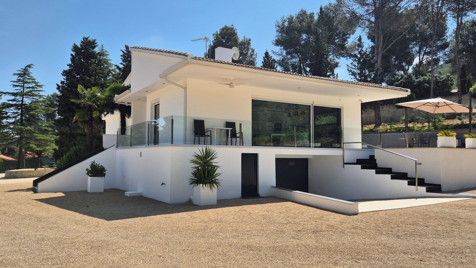 3 bedroom Villa for sale in Ontinyent with garage - € 599,000 (Ref: 9861397)