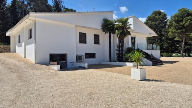 3 Zimmer Villa zu verkaufen in Ontinyent mit Garage - 599.000 € (Ref: 9861397)