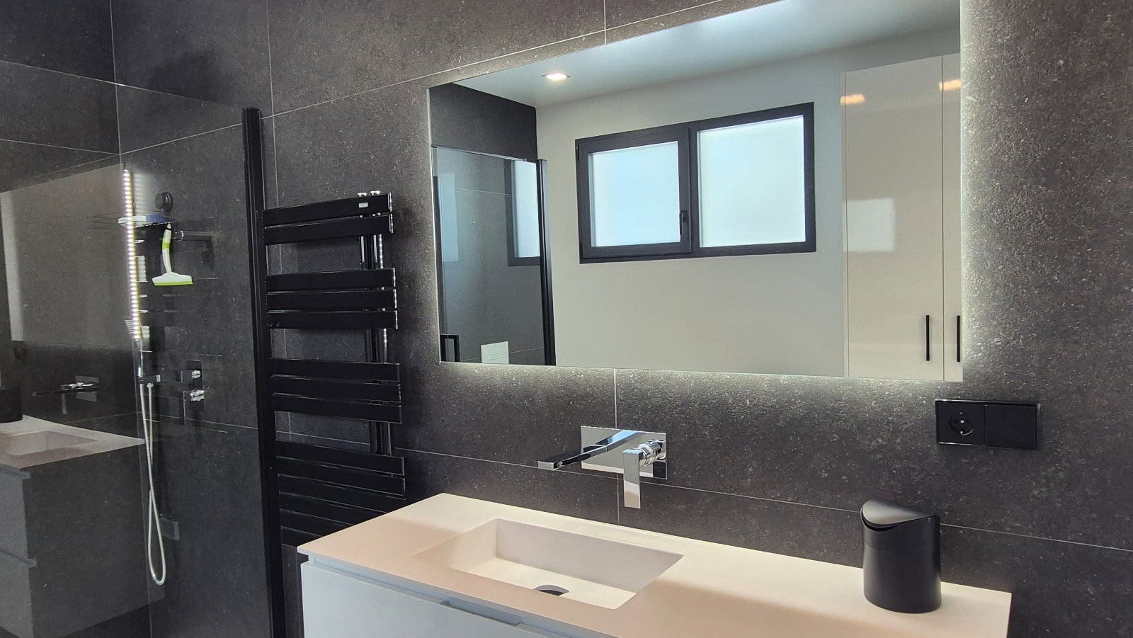 3 bedroom Villa for sale in Ontinyent with garage - € 599,000 (Ref: 9861397)