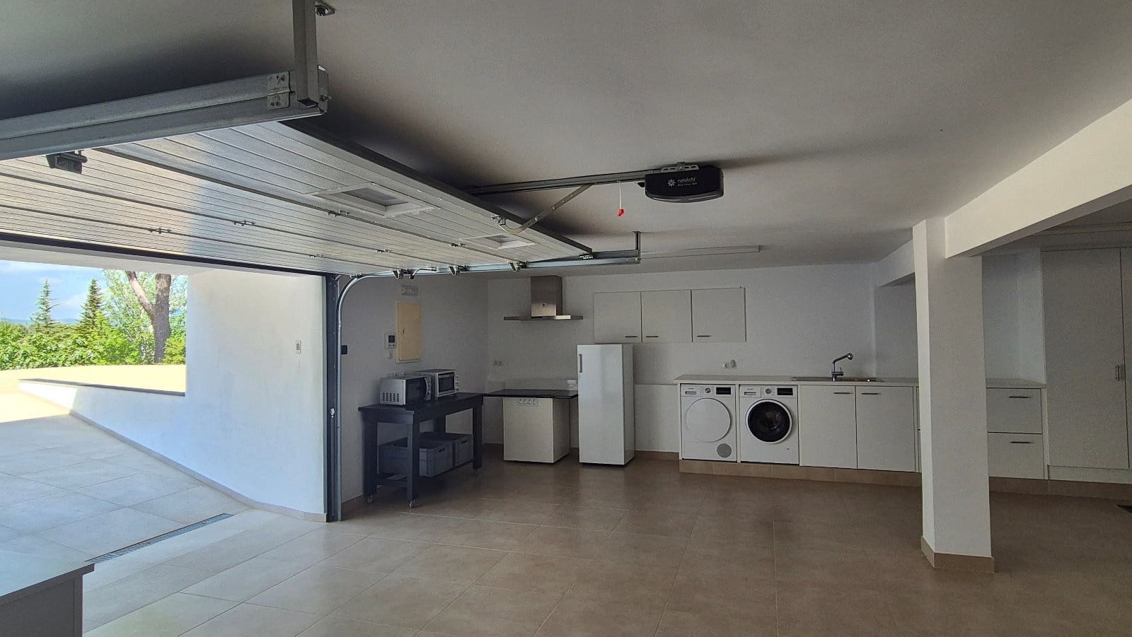 3 bedroom Villa for sale in Ontinyent with garage - € 599,000 (Ref: 9861397)