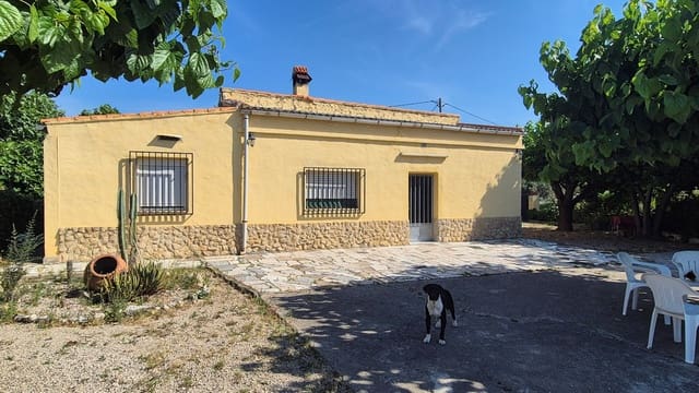4 slaapkamer Villa te koop in Agullent - € 167.000 (Ref: 9872344)